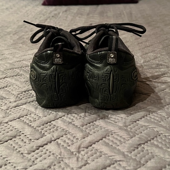 Black Red Dog Sneakers - Picture 3 of 6